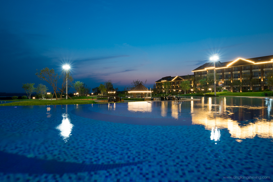 阿尔卡迪亚酒店夜间泳池拍摄作品